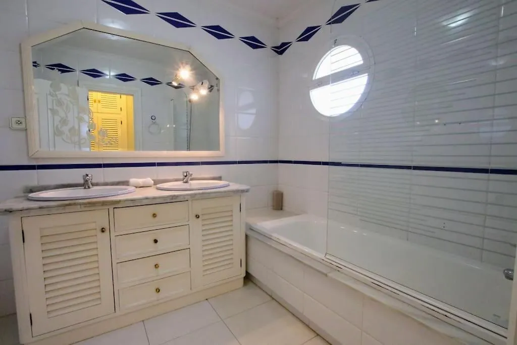 Alhaurín de la Torre Tess Villa Becerra 0*, Alhaurín de la Torre ספרד
